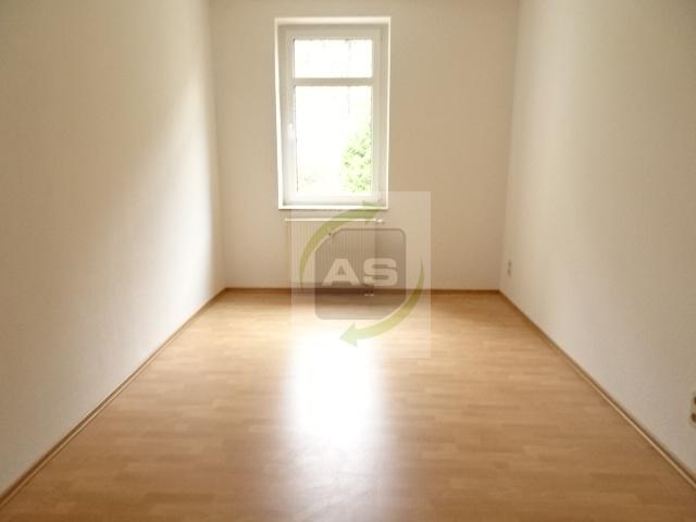 Etagenwohnung Zwickau Cainsdorf - 4 Zimmer, 114 m&sup2;, 499&euro; | Angebot:23819846