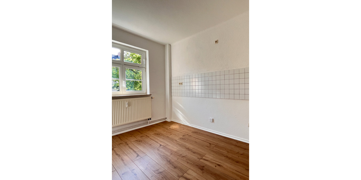 Etagenwohnung Glauchau - 2 Zimmer, 44 m&sup2;, 270&euro; | Angebot:24624676