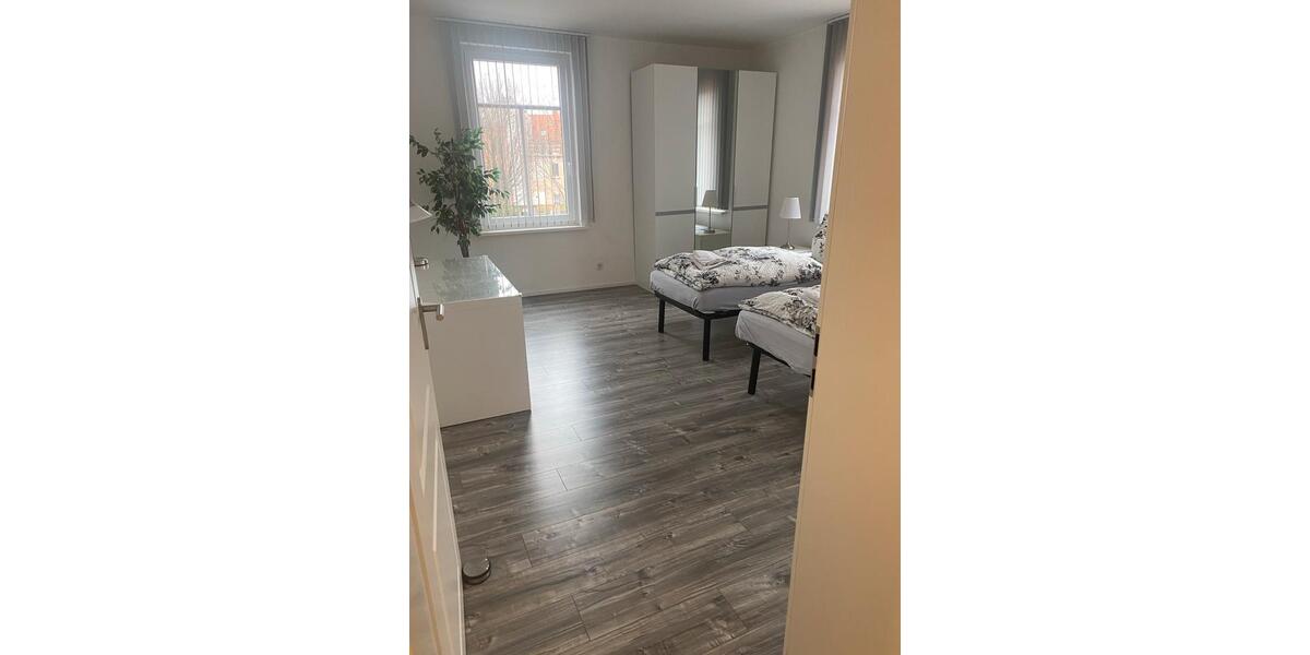 Dachgeschoßwohnung Zwickau - 2.5 Zimmer, 726&euro; | Angebot:22485660