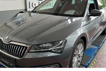 Skoda Superb 51.518 km 28.975 &euro; Bernsdorf 09337