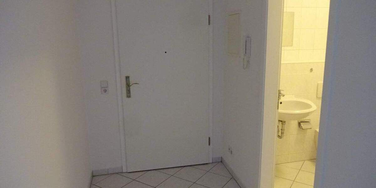 Etagenwohnung Zwickau Pölbitz - 2 Zimmer, 46 m&sup2;, 280&euro; | Angebot:25780739