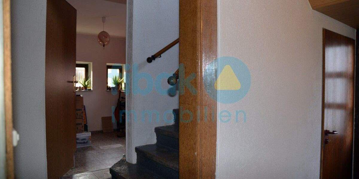 Einfamilienhaus Lichtentanne / Schönfels Schönfels - 9 Zimmer, 214 m&sup2;, 179.000&euro; | Angebot:25745031