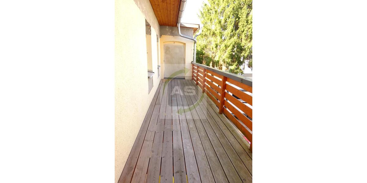 Etagenwohnung Zwickau Cainsdorf - 2 Zimmer, 88 m&sup2;, 399&euro; | Angebot:25976336