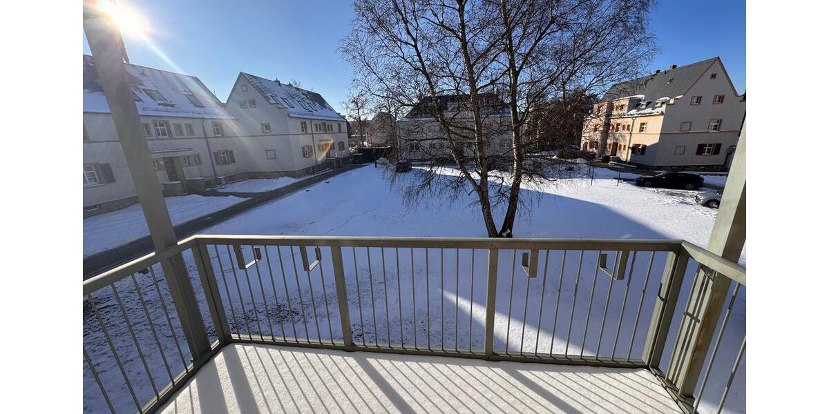 Etagenwohnung Reichenbach im Vogtland - 2 Zimmer, 52 m&sup2;, 350&euro; | Angebot:24610463