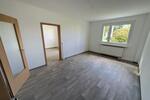 Erdgeschoßwohnung Limbach-Oberfrohna Oberfrohna - 2 Zimmer, 51 m&sup2;, 327&euro; | Angebot:26681035
