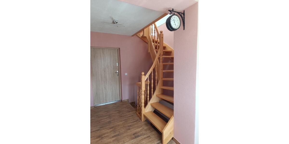 Einfamilienhaus St. Egidien - 7 Zimmer, 225 m&sup2;, 555.555&euro; | Angebot:25945835