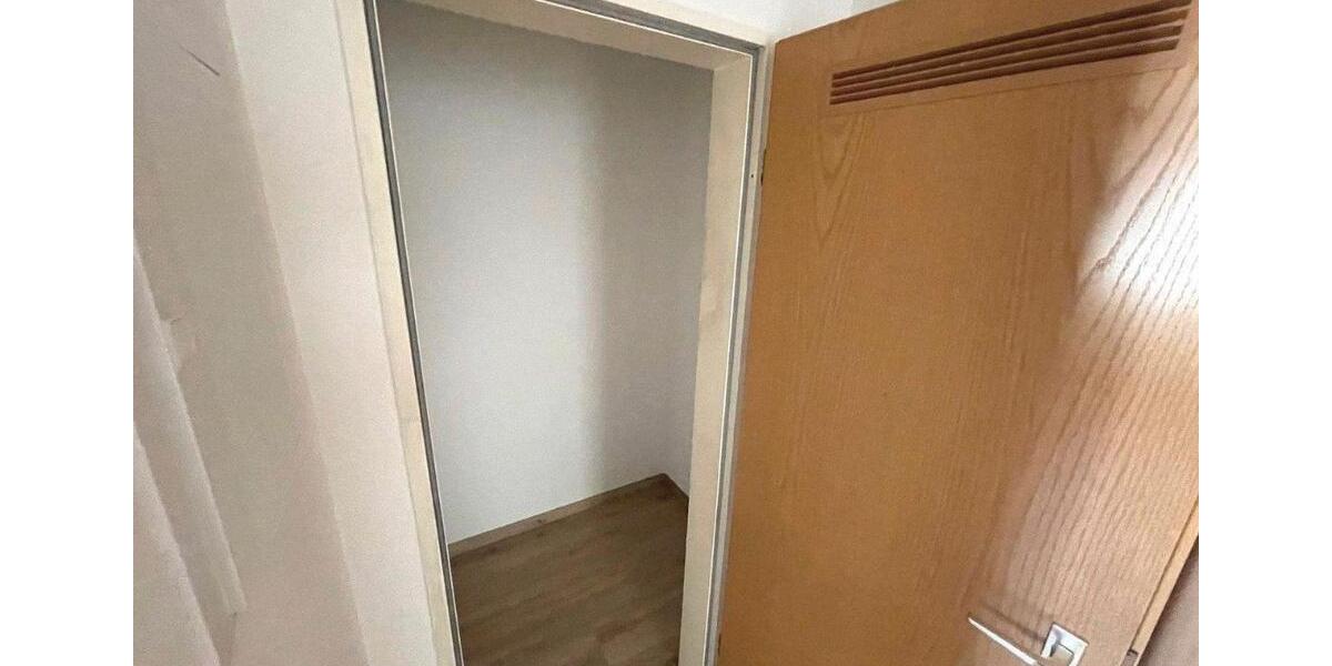 Dachgeschoßwohnung Thalheim/Erzgebirge Erzgebirge - 2 Zimmer, 52 m&sup2;, 335&euro; | Angebot:25917466