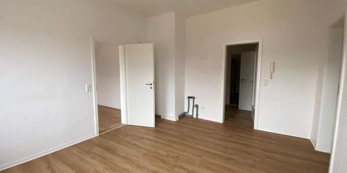 Etagenwohnung Gersdorf - 2 Zimmer, 60 m&sup2;, 360&euro; | Angebot:25801695