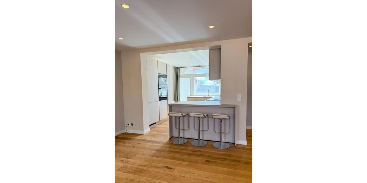 Etagenwohnung Zwickau Zwickau-Nord - 3 Zimmer, 89 m&sup2;, 1.500&euro; | Angebot:25962413