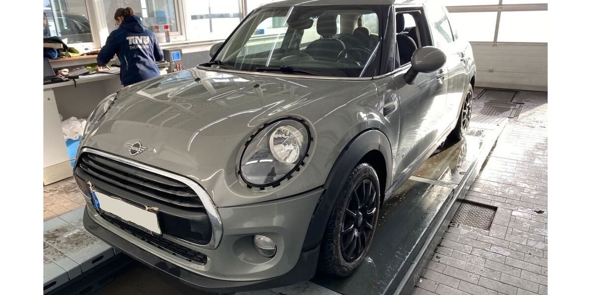 Mini ONE 123.347 km 6.000 &euro; Zwickau 08060