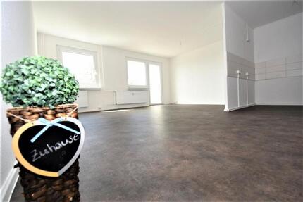 Wohnung Hohenstein-Ernstthal Ernstthal - 3 Zimmer, 69 m&sup2;, 450&euro; | Angebot:19611496