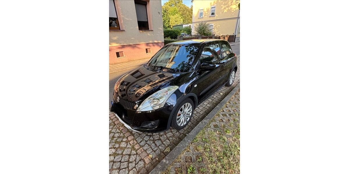 Suzuki Swift 72.158 km 5.799 &euro; Glauchau 08371