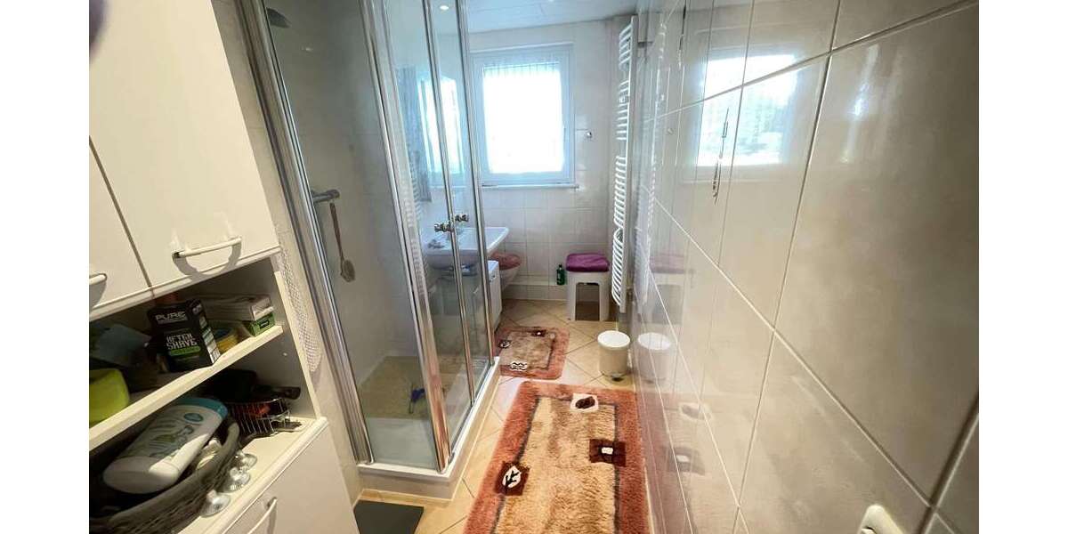 Etagenwohnung Crimmitschau - 3 Zimmer, 56 m&sup2;, 36.000&euro; | Angebot:26795718