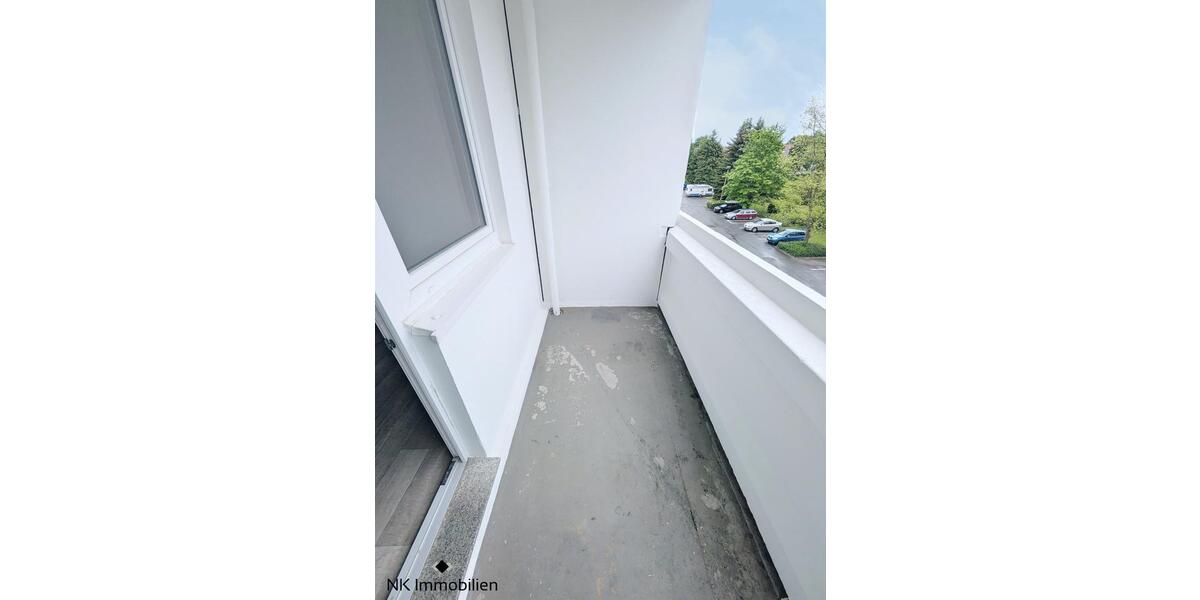 Etagenwohnung Limbach-Oberfrohna Oberfrohna - 3 Zimmer, 69 m&sup2;, 370&euro; | Angebot:25945690