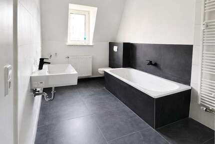 Wohnung Meerane - 3 Zimmer, 71 m&sup2;, 575&euro; | Angebot:25336854