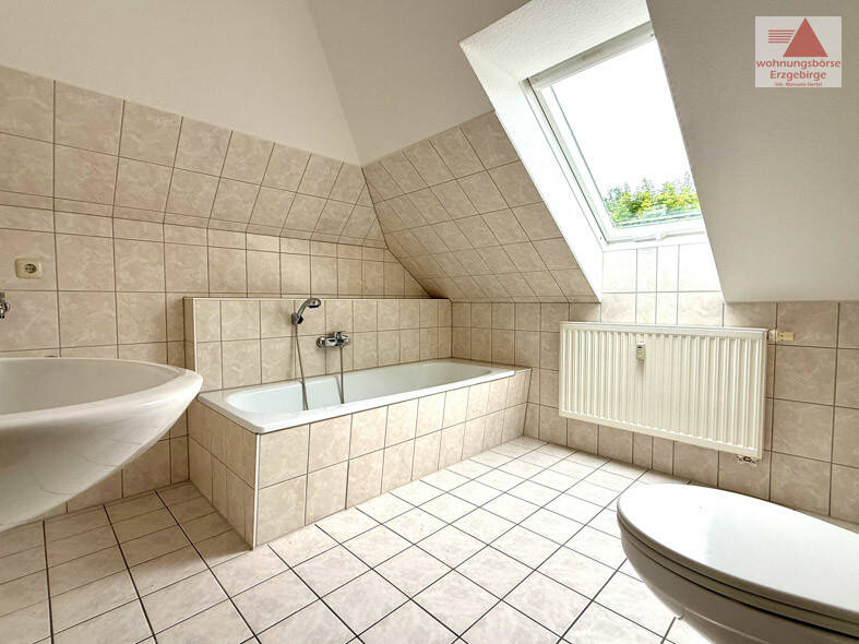 Etagenwohnung Gornsdorf - 2 Zimmer, 60 m&sup2;, 350&euro; | Angebot:25776704