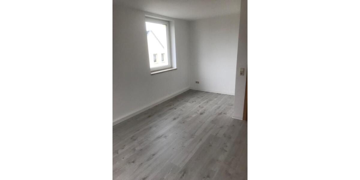 Dachgeschoßwohnung Pöhl - 2 Zimmer, 46 m&sup2;, 240&euro; | Angebot:24604151