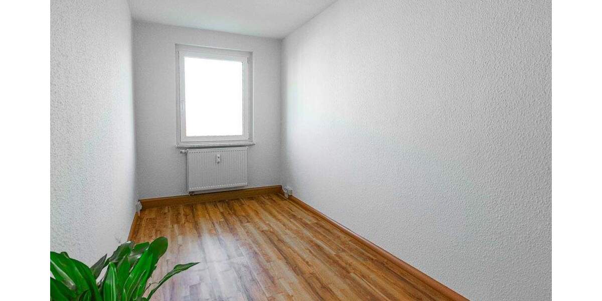 Etagenwohnung Zwickau Eckersbach - 3 Zimmer, 60 m&sup2;, 390&euro; | Angebot:25733944