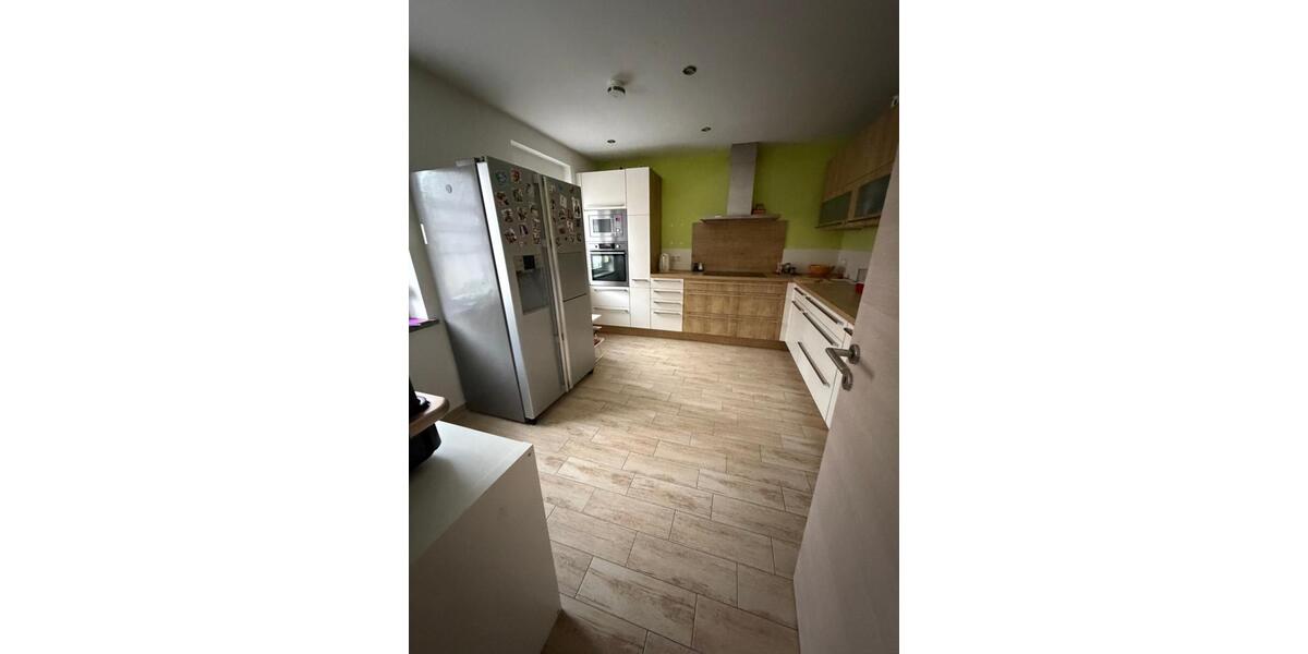 Erdgeschoßwohnung Limbach-Oberfrohna Oberfrohna - 5 Zimmer, 119 m&sup2;, 990&euro; | Angebot:25808067