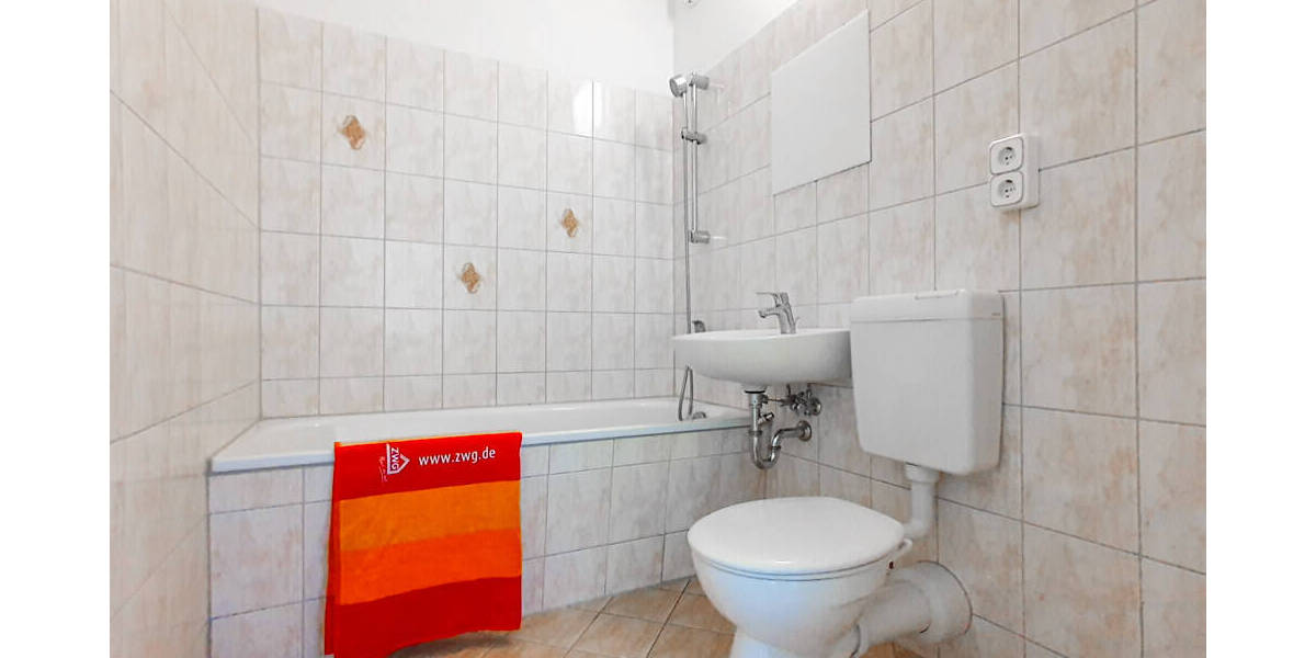 Etagenwohnung Zwickau Eckersbach - 3 Zimmer, 77 m&sup2;, 462&euro; | Angebot:25680127