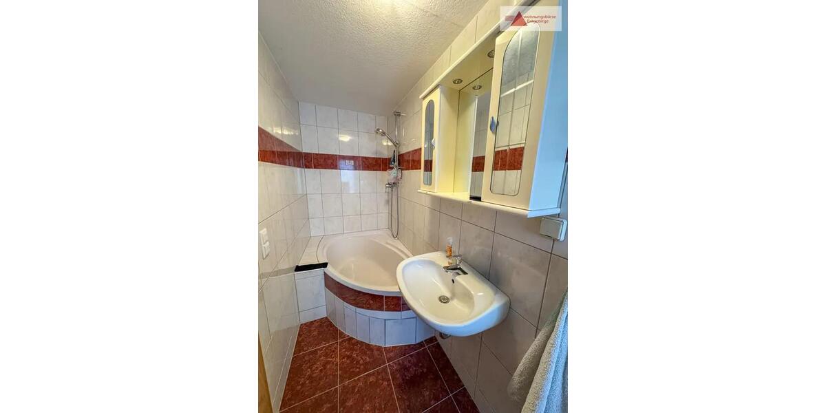 Erdgeschoßwohnung Lauter-Bernsbach Bernsbach - 2 Zimmer, 54 m&sup2;, 315&euro; | Angebot:26445167