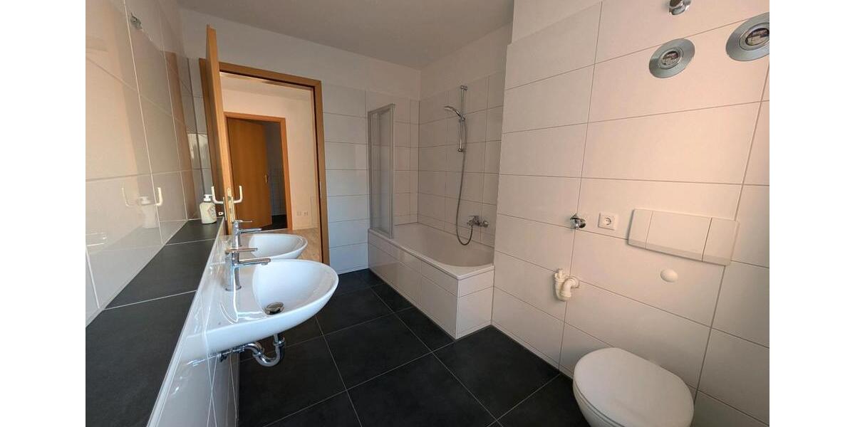 Etagenwohnung Thalheim/Erzgebirge Erzgebirge - 4 Zimmer, 98 m&sup2;, 810&euro; | Angebot:25419782