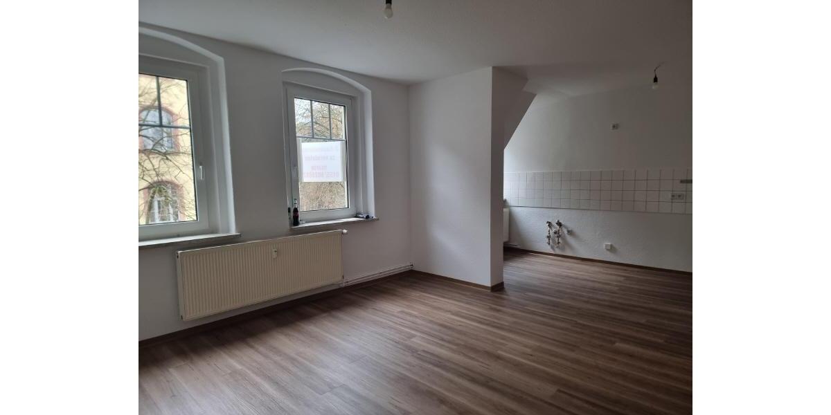 Etagenwohnung Crimmitschau - 2 Zimmer, 48 m&sup2;, 288&euro; | Angebot:25144291