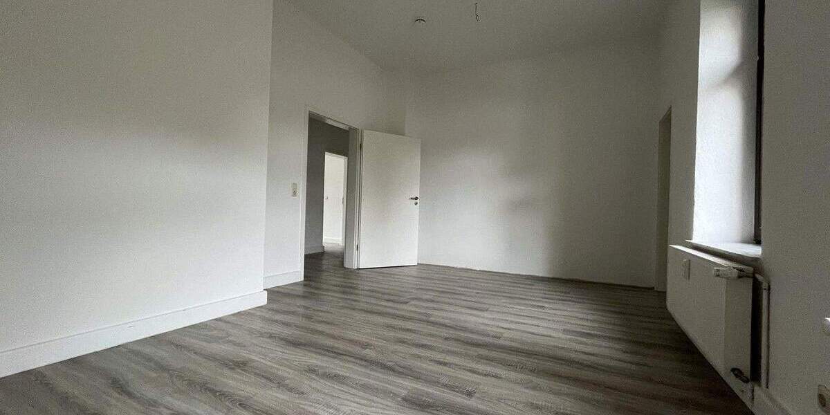 Etagenwohnung Zwickau Pölbitz - 3 Zimmer, 78 m&sup2;, 500&euro; | Angebot:25659184