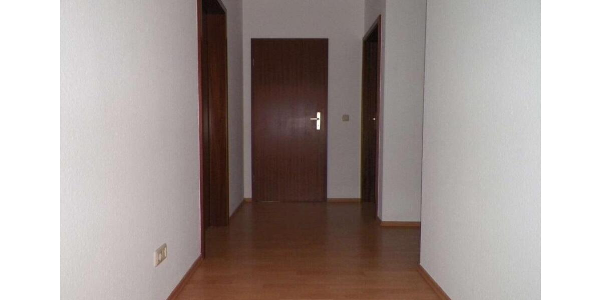 Etagenwohnung Zwickau Neuplanitz - 3 Zimmer, 81 m&sup2;, 540&euro; | Angebot:22739657