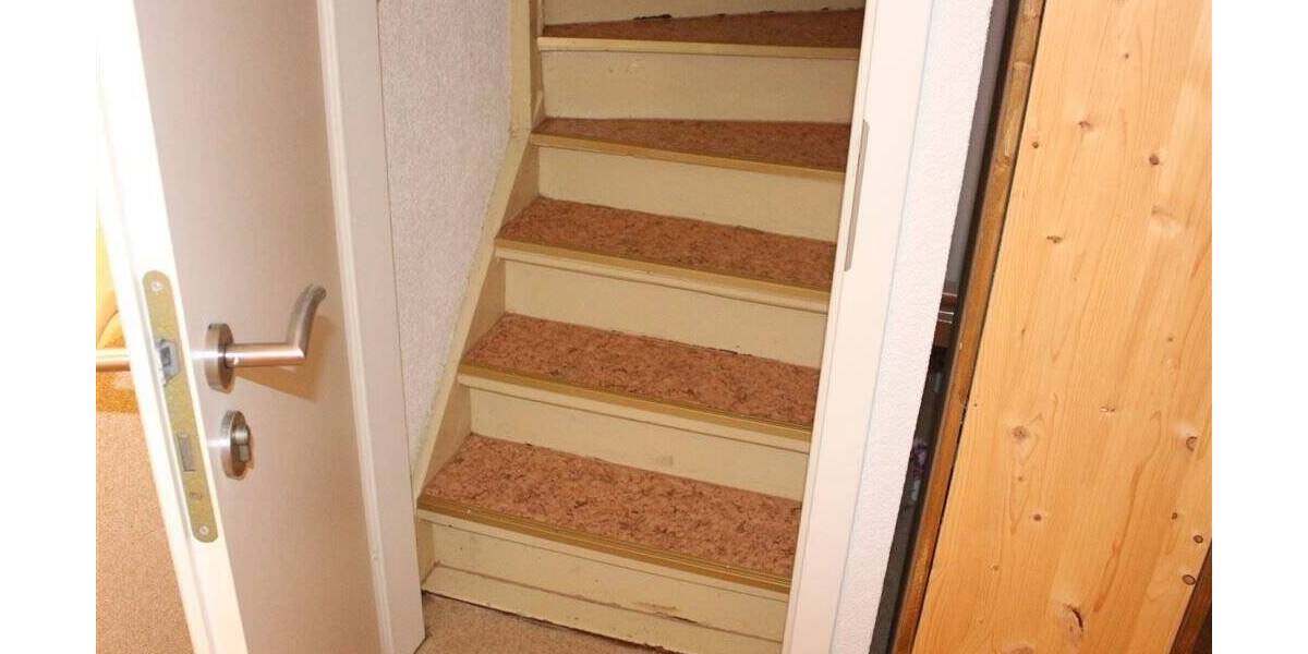 Mehrfamilienhaus, Wohnhaus Gößnitz - 7 Zimmer, 152 m&sup2;, 125.000&euro; | Angebot:25741235