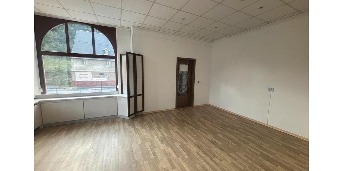 Etagenwohnung Gornsdorf - 2 Zimmer, 40 m&sup2;, 340&euro; | Angebot:23791707