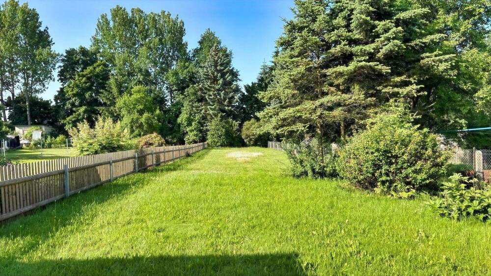 Doppelhaushälfte Treuen - 2 Zimmer, 70 m&sup2;, 53.000&euro; | Angebot:25741479