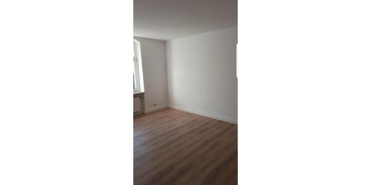 Etagenwohnung Zwickau Auerbach - 3 Zimmer, 77 m&sup2;, 49.999&euro; | Angebot:26618525