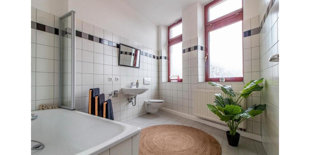Etagenwohnung Zwickau - 4 Zimmer, 161 m&sup2;, 1.588&euro; | Angebot:24221393