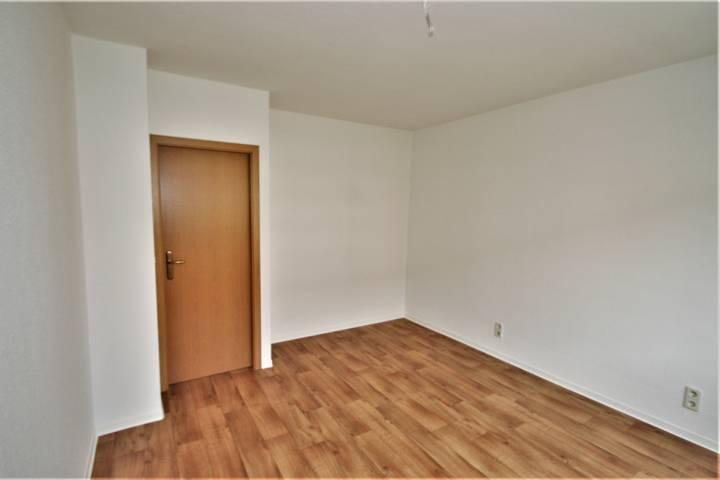 Etagenwohnung Hohenstein-Ernstthal Ernstthal - 3 Zimmer, 60 m&sup2;, 325&euro; | Angebot:14780637