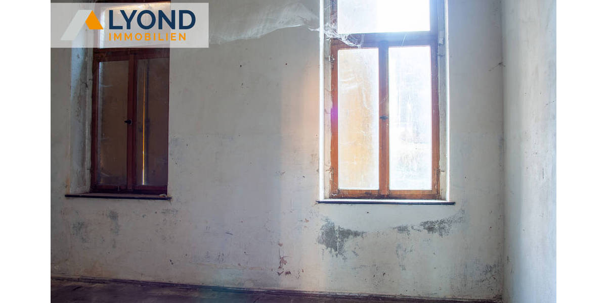 Mehrfamilienhaus, Wohnhaus Kirchberg - 1 Zimmer, 620 m&sup2;, 180.000&euro; | Angebot:25676647