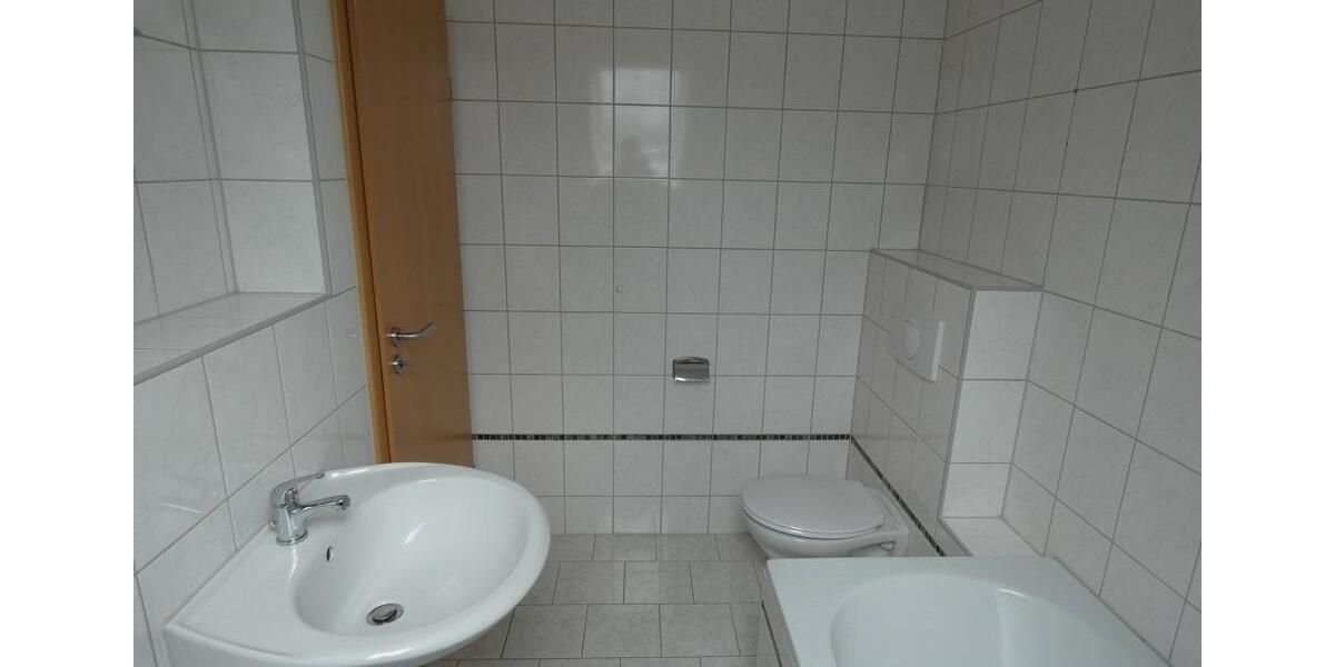 Dachgeschoßwohnung Zwickau Cainsdorf - 2 Zimmer, 43 m&sup2;, 250&euro; | Angebot:26644937