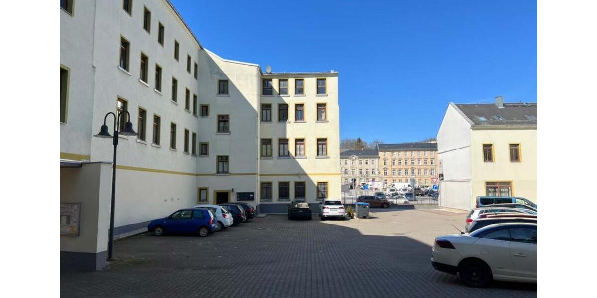 Etagenwohnung Lengenfeld - 3 Zimmer, 86 m&sup2;, 430&euro; | Angebot:25805326