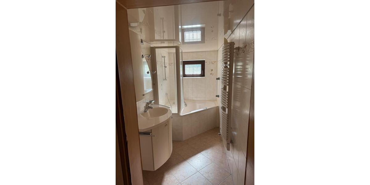 Doppelhaushälfte Gößnitz - 4 Zimmer, 95 m&sup2;, 155.000&euro; | Angebot:26926729
