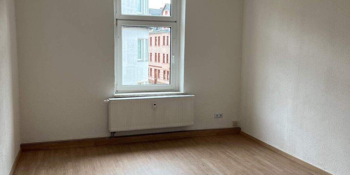 Etagenwohnung Aue - 3 Zimmer, 90 m&sup2;, 510&euro; | Angebot:25681319