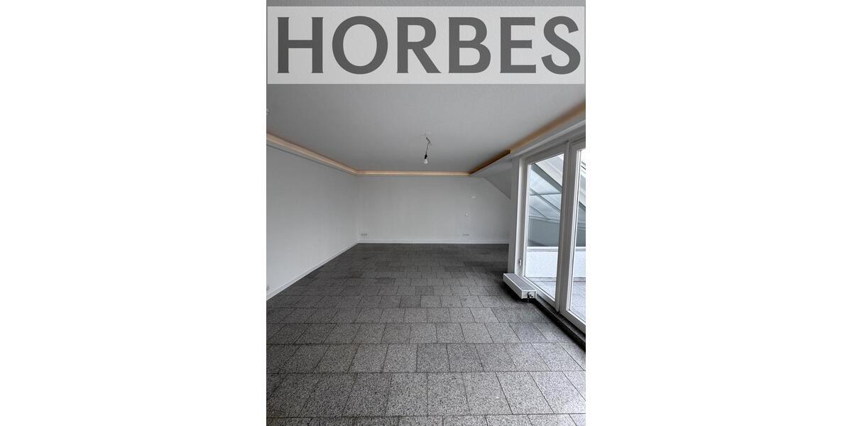 Dachgeschoßwohnung Zwickau Zwickau-Nord - 2 Zimmer, 106 m&sup2;, 650&euro; | Angebot:24874264