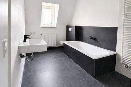 Wohnung Meerane - 3 Zimmer, 71 m&sup2;, 575&euro; | Angebot:25755942