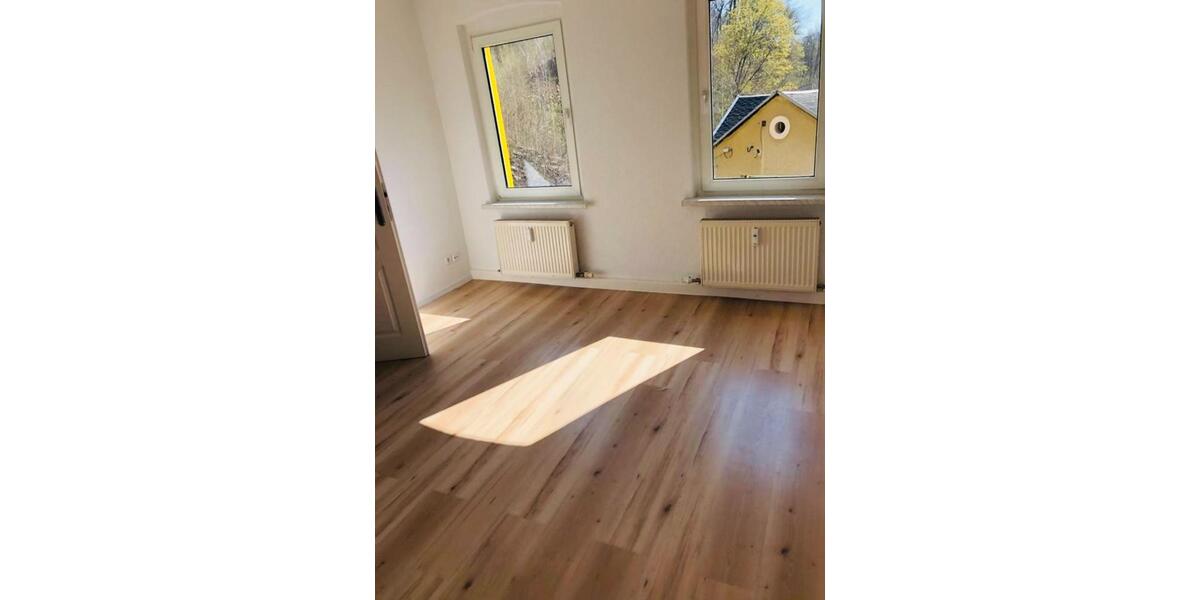 Dachgeschoßwohnung Wilkau-Haßlau Haßlau - 3 Zimmer, 67 m&sup2;, 415&euro; | Angebot:25758524