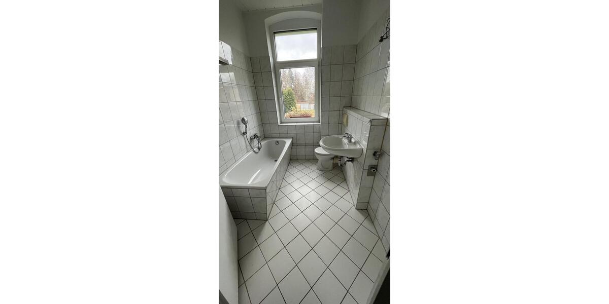 Hochparterre Werdau - 1 Zimmer, 45 m&sup2;, 250&euro; | Angebot:24295603