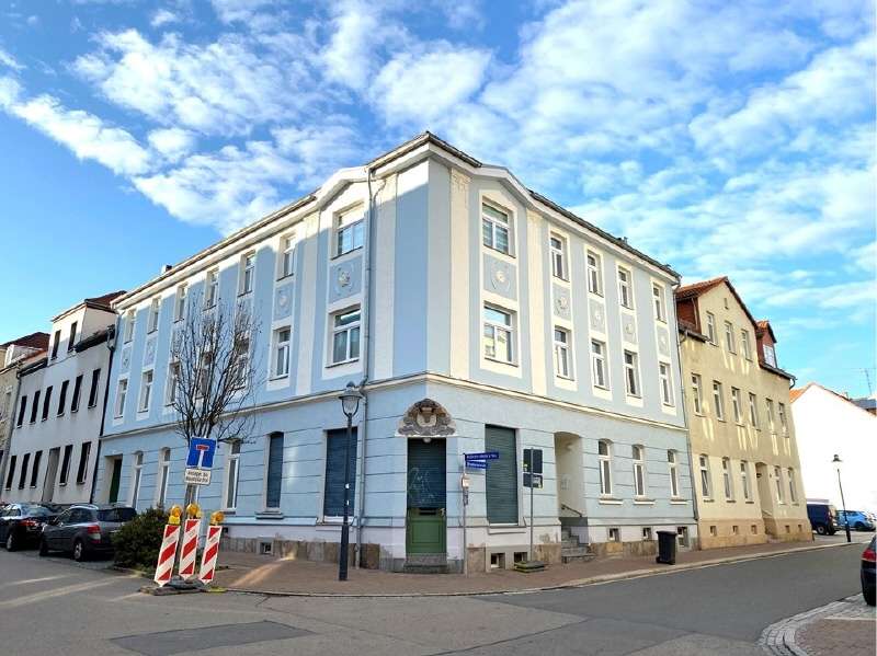 Etagenwohnung Zwickau - 2 Zimmer, 61 m&sup2;, 80.000&euro; | Angebot:23483047