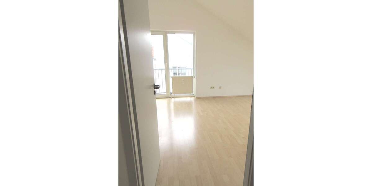 Etagenwohnung Oberlungwitz - 3.5 Zimmer, 61 m&sup2;, 340&euro; | Angebot:1389396