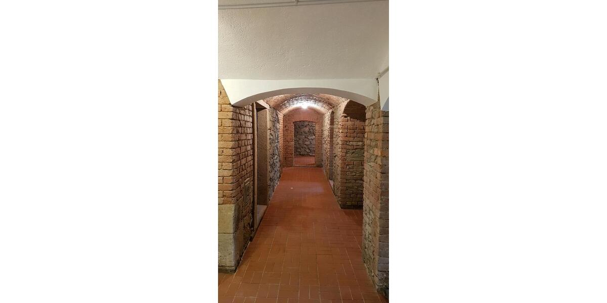 Hochparterre Netzschkau - 4 Zimmer, 97 m&sup2;, 590&euro; | Angebot:25637713