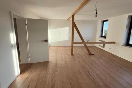 Wohnung Gößnitz - 3 Zimmer, 130 m&sup2;, 1.220&euro; | Angebot:25923857