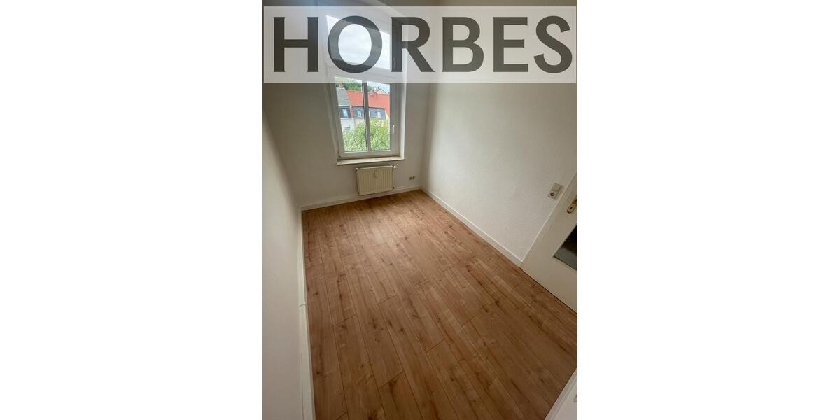 Etagenwohnung Meerane - 2 Zimmer, 42 m&sup2;, 230&euro; | Angebot:25082504