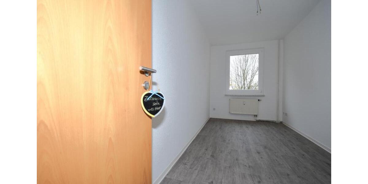 Etagenwohnung Hohenstein-Ernstthal Ernstthal - 3 Zimmer, 59 m&sup2;, 404&euro; | Angebot:24699462